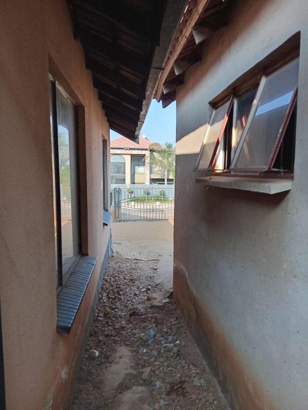 4 Bedroom Property for Sale in Naturena Gauteng