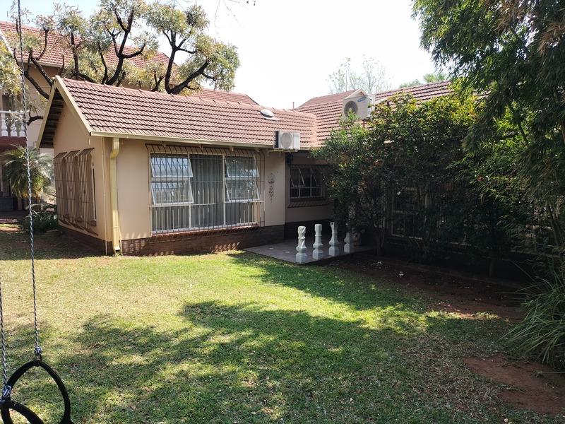 4 Bedroom Property for Sale in Eldoraigne Gauteng