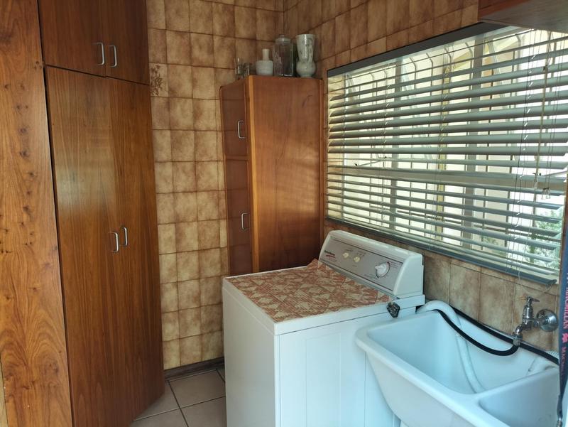 4 Bedroom Property for Sale in Eldoraigne Gauteng