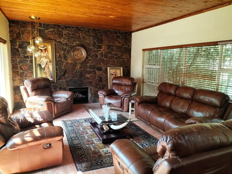 4 Bedroom Property for Sale in Eldoraigne Gauteng