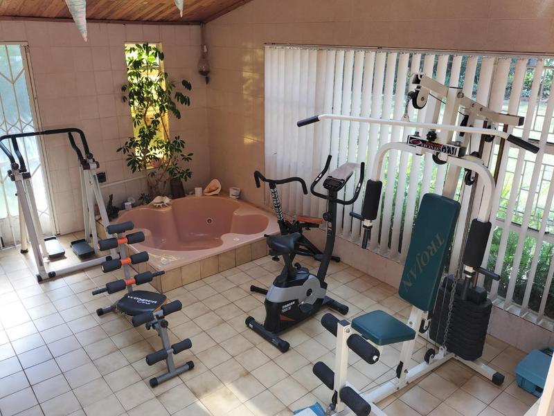 4 Bedroom Property for Sale in Eldoraigne Gauteng