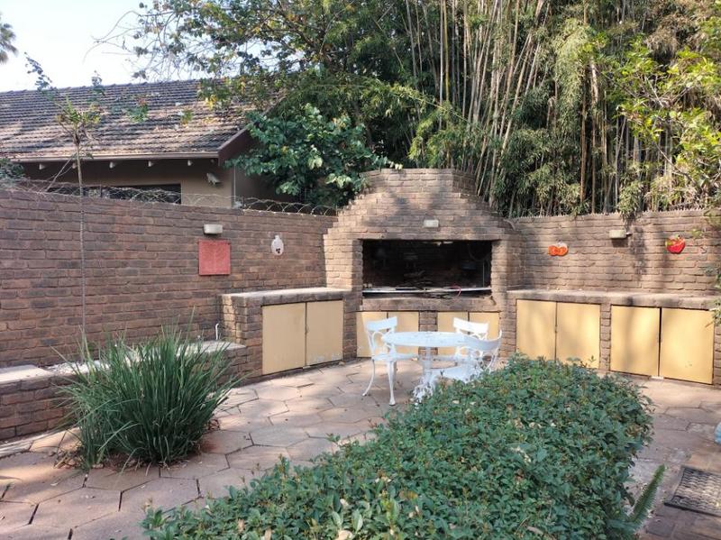 4 Bedroom Property for Sale in Eldoraigne Gauteng