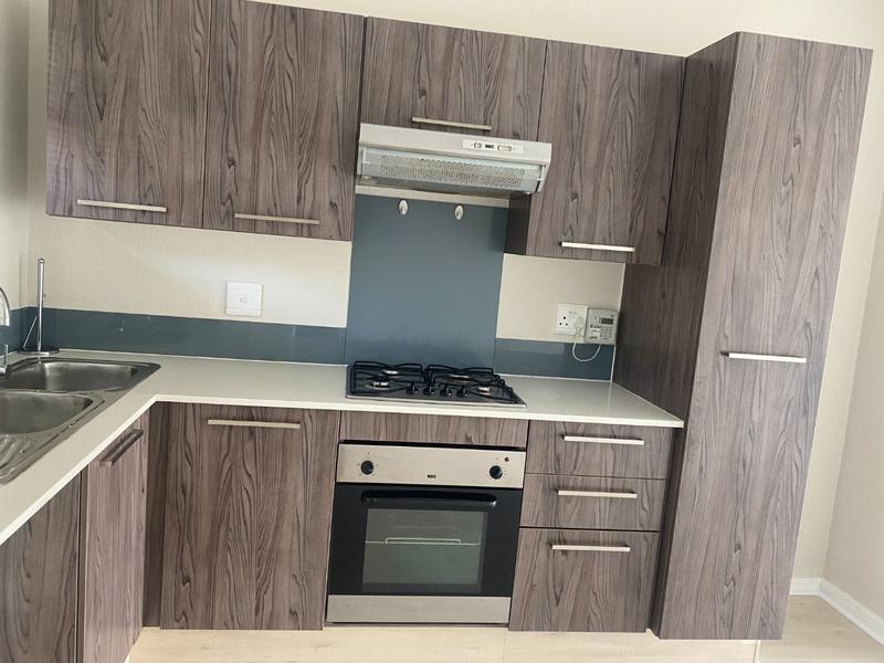 2 Bedroom Property for Sale in Beverley Gauteng
