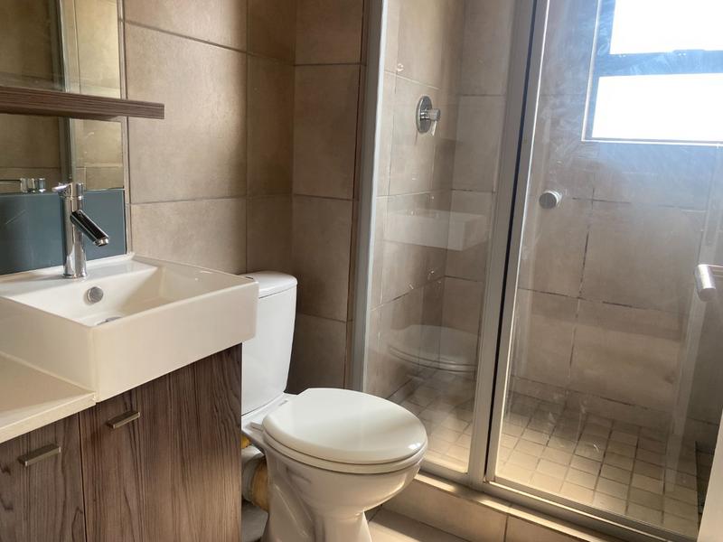 2 Bedroom Property for Sale in Beverley Gauteng