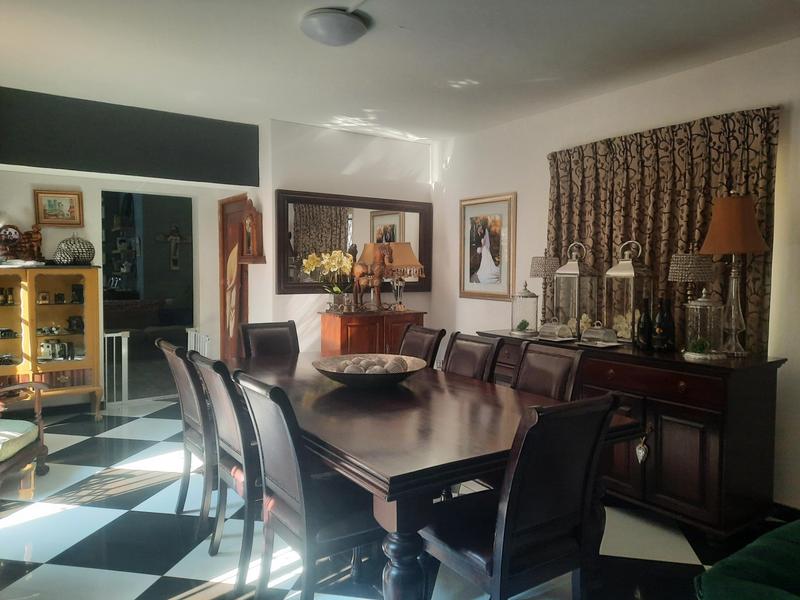 4 Bedroom Property for Sale in Peacehaven Gauteng