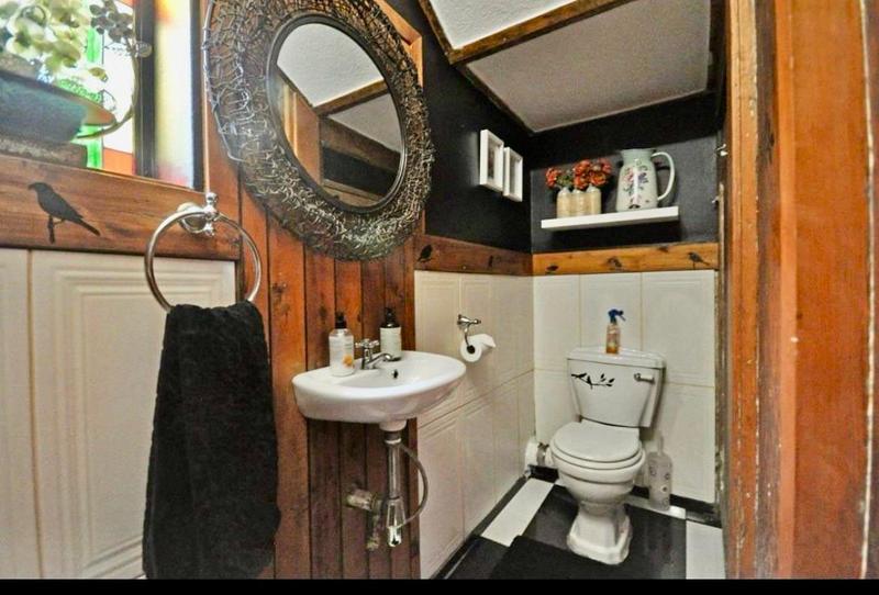 4 Bedroom Property for Sale in Peacehaven Gauteng