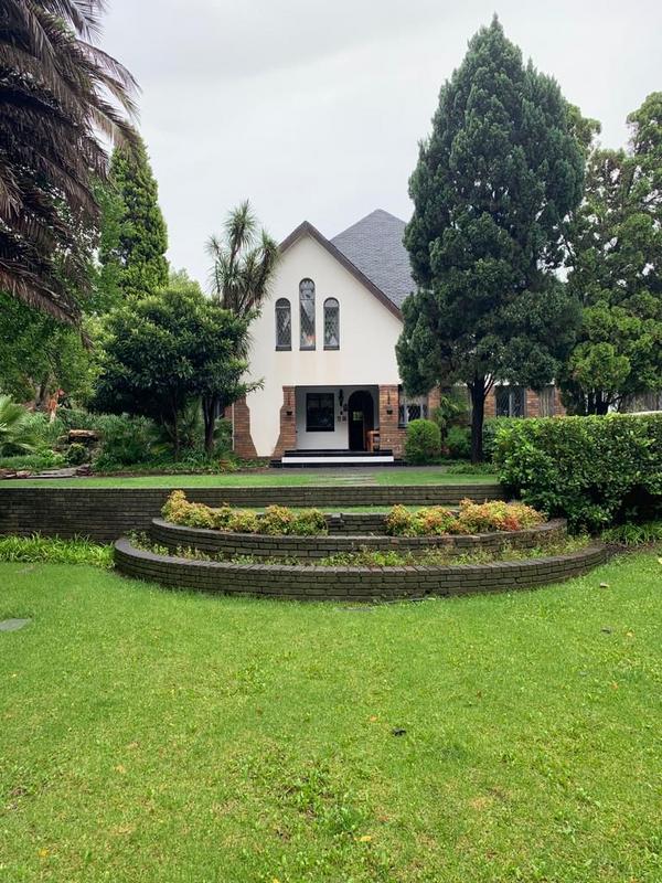 4 Bedroom Property for Sale in Peacehaven Gauteng