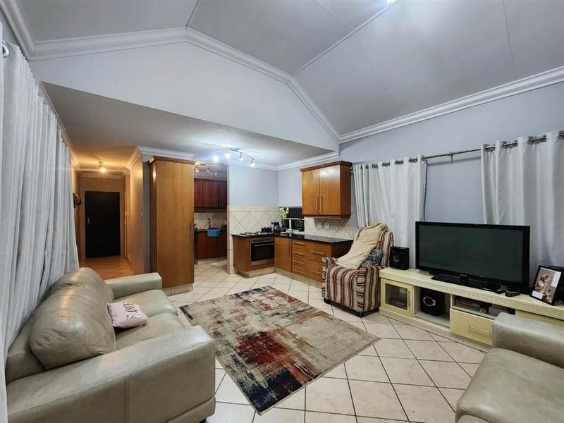To Let 3 Bedroom Property for Rent in Olympus AH Gauteng