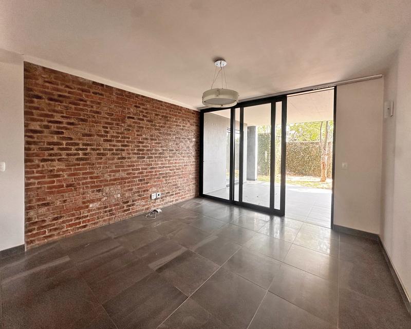 To Let 2 Bedroom Property for Rent in Atholl Gauteng