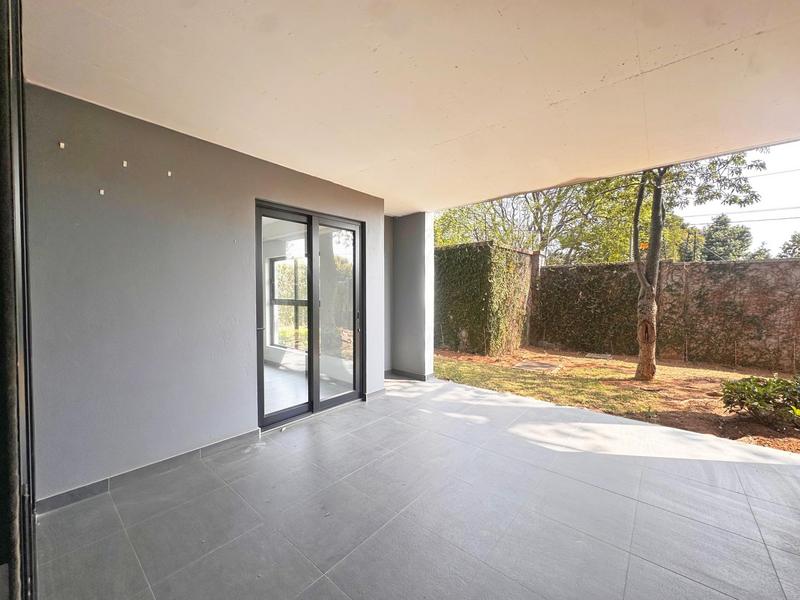 To Let 2 Bedroom Property for Rent in Atholl Gauteng