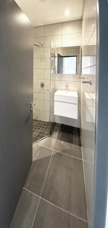 To Let 2 Bedroom Property for Rent in Atholl Gauteng