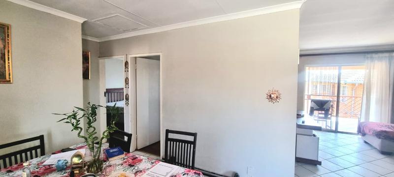 2 Bedroom Property for Sale in Amberfield Gauteng