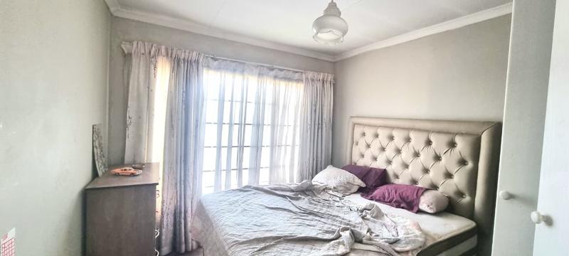 2 Bedroom Property for Sale in Amberfield Gauteng