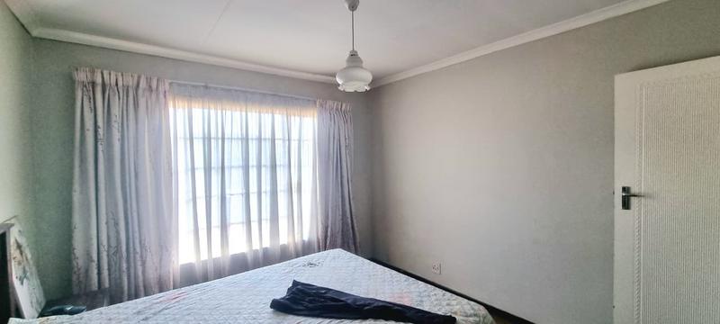 2 Bedroom Property for Sale in Amberfield Gauteng