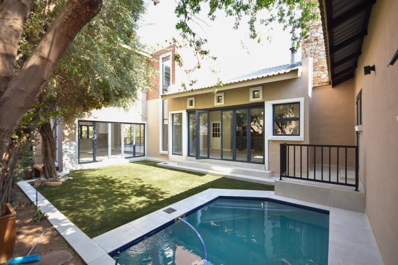 6 Bedroom Property for Sale in Midstream Estate Gauteng