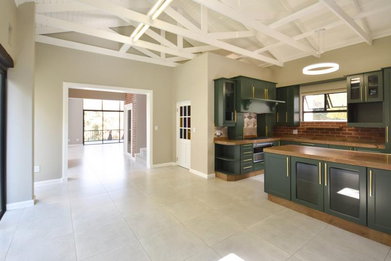 6 Bedroom Property for Sale in Midstream Estate Gauteng