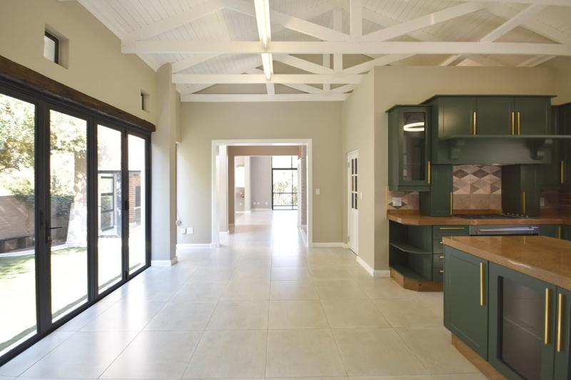6 Bedroom Property for Sale in Midstream Estate Gauteng