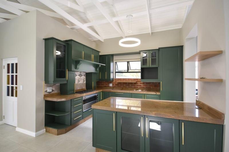 6 Bedroom Property for Sale in Midstream Estate Gauteng