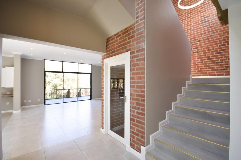 6 Bedroom Property for Sale in Midstream Estate Gauteng