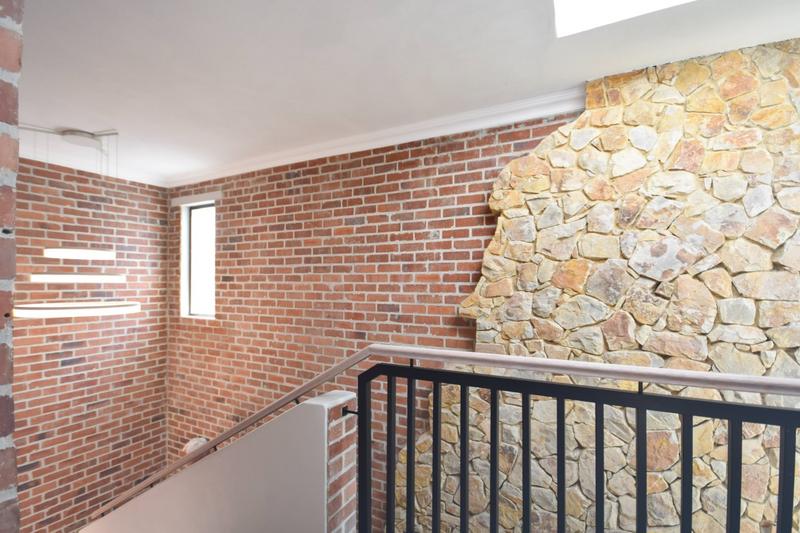6 Bedroom Property for Sale in Midstream Estate Gauteng