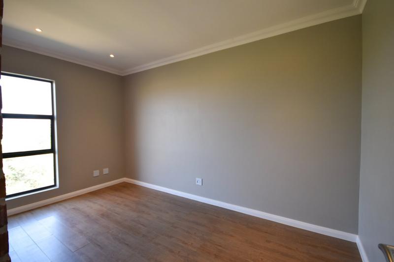 6 Bedroom Property for Sale in Midstream Estate Gauteng