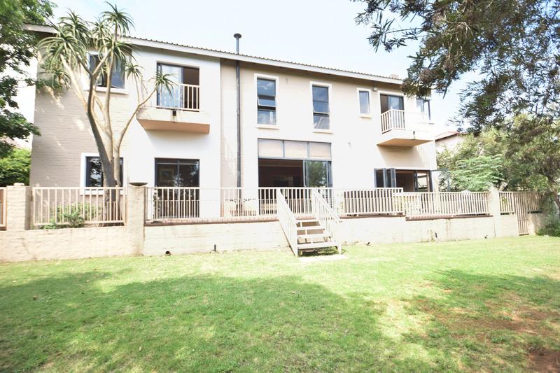 6 Bedroom Property for Sale in Midstream Estate Gauteng