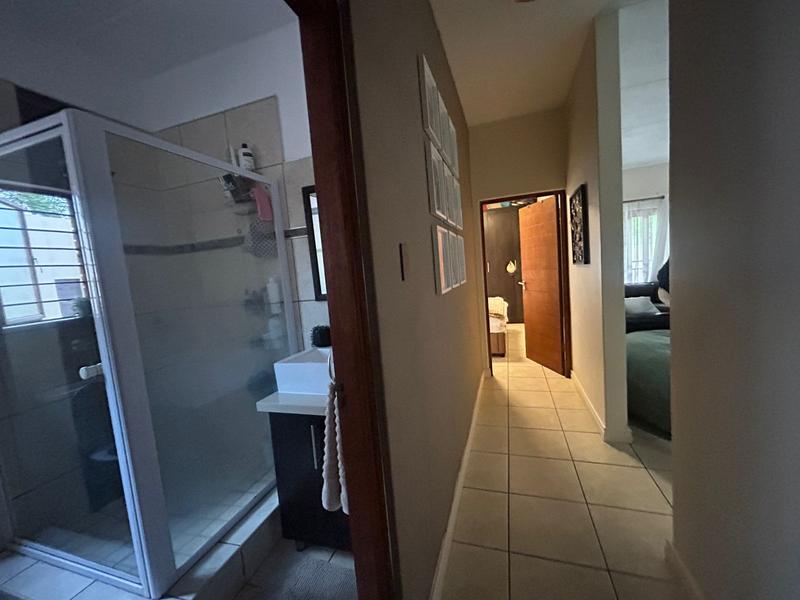 To Let 2 Bedroom Property for Rent in Pretorius Park Gauteng
