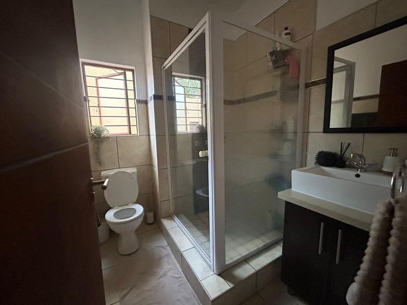 To Let 2 Bedroom Property for Rent in Pretorius Park Gauteng