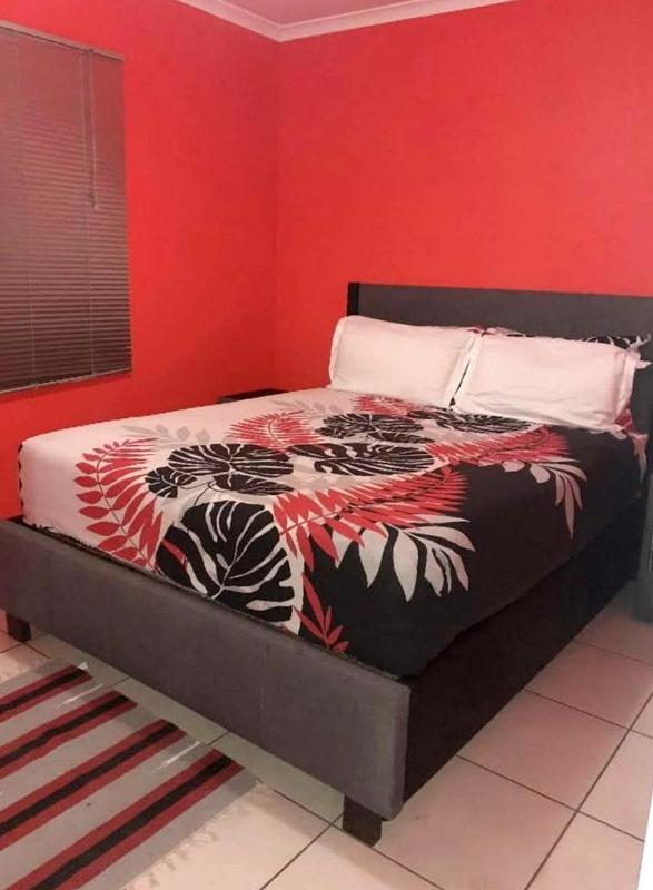 2 Bedroom Property for Sale in Protea Glen Gauteng