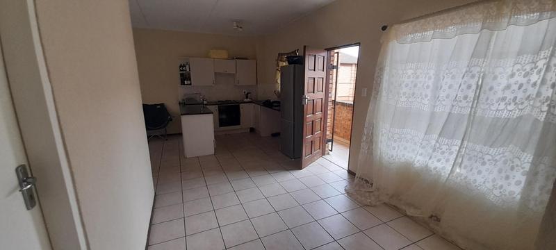 To Let 2 Bedroom Property for Rent in Carlswald Gauteng