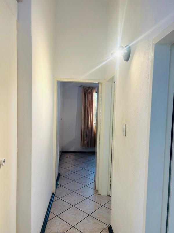 To Let 2 Bedroom Property for Rent in Bryanston Gauteng