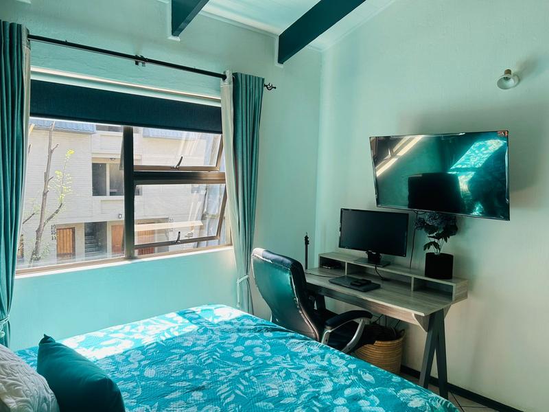 To Let 2 Bedroom Property for Rent in Bryanston Gauteng