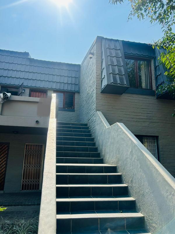 To Let 2 Bedroom Property for Rent in Bryanston Gauteng