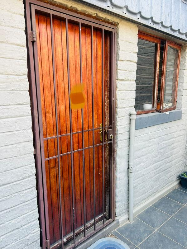 To Let 2 Bedroom Property for Rent in Bryanston Gauteng