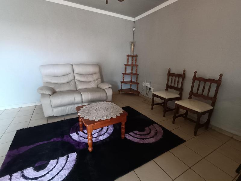 To Let 2 Bedroom Property for Rent in Symhurst Gauteng