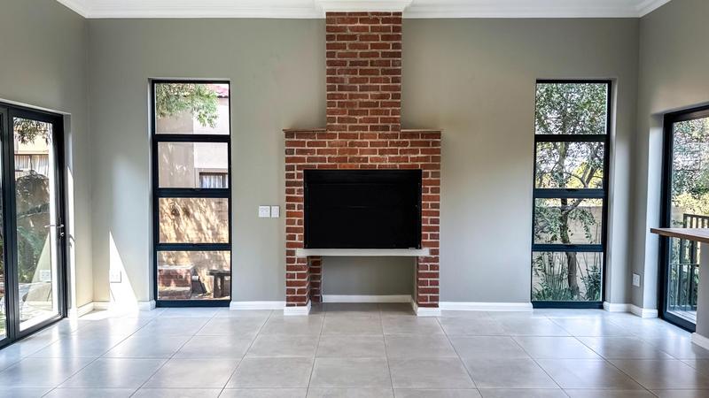 6 Bedroom Property for Sale in Midlands Estate Gauteng