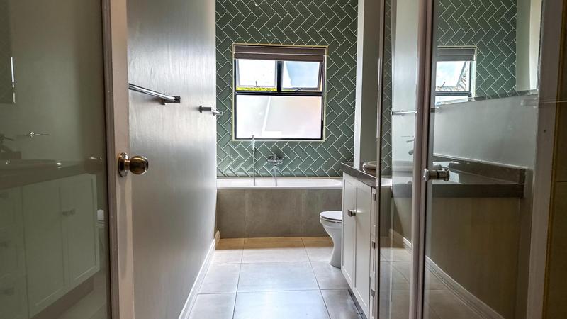 6 Bedroom Property for Sale in Midlands Estate Gauteng