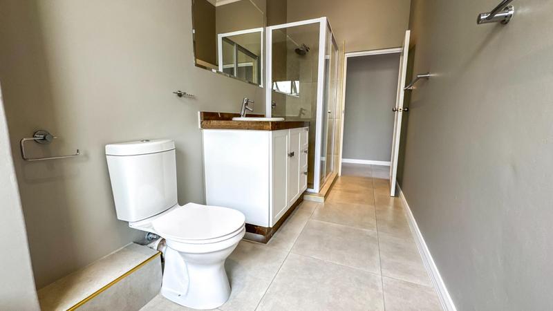 6 Bedroom Property for Sale in Midlands Estate Gauteng