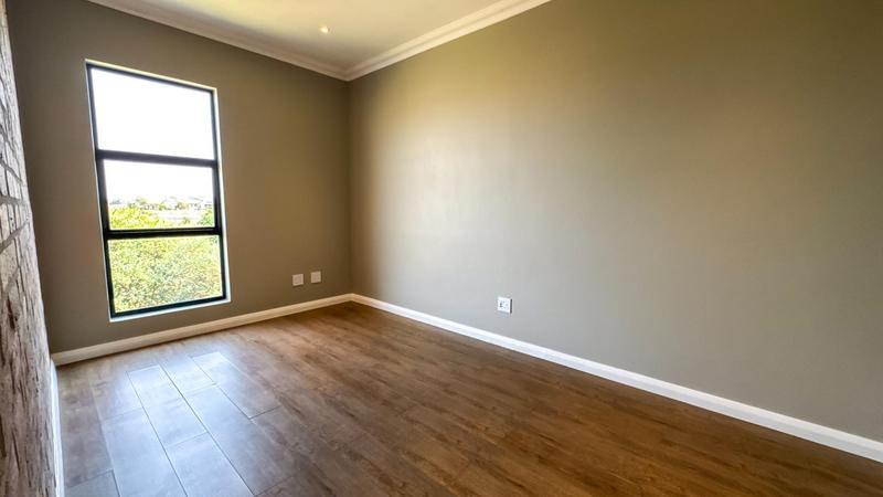 6 Bedroom Property for Sale in Midlands Estate Gauteng