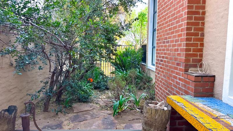 6 Bedroom Property for Sale in Midlands Estate Gauteng