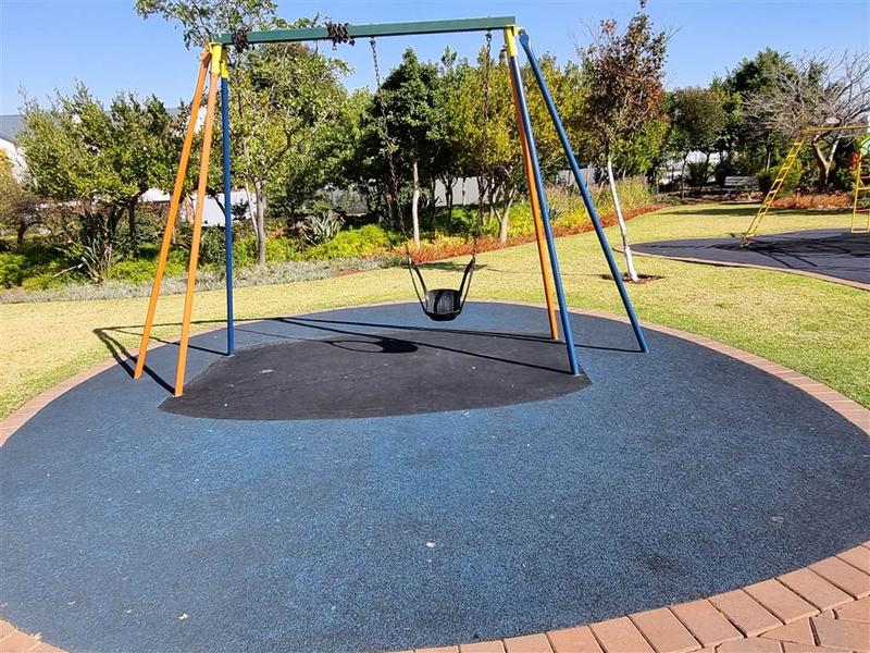 5 Bedroom Property for Sale in Midstream Heights Gauteng