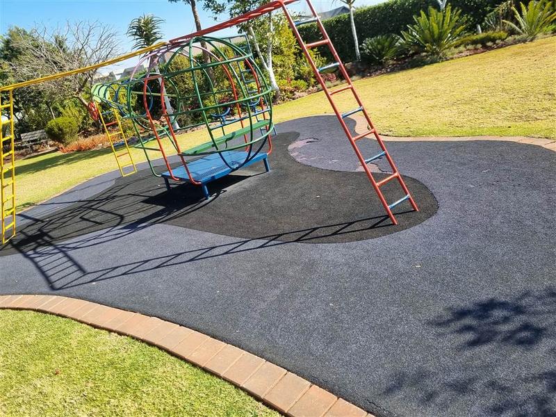 5 Bedroom Property for Sale in Midstream Heights Gauteng