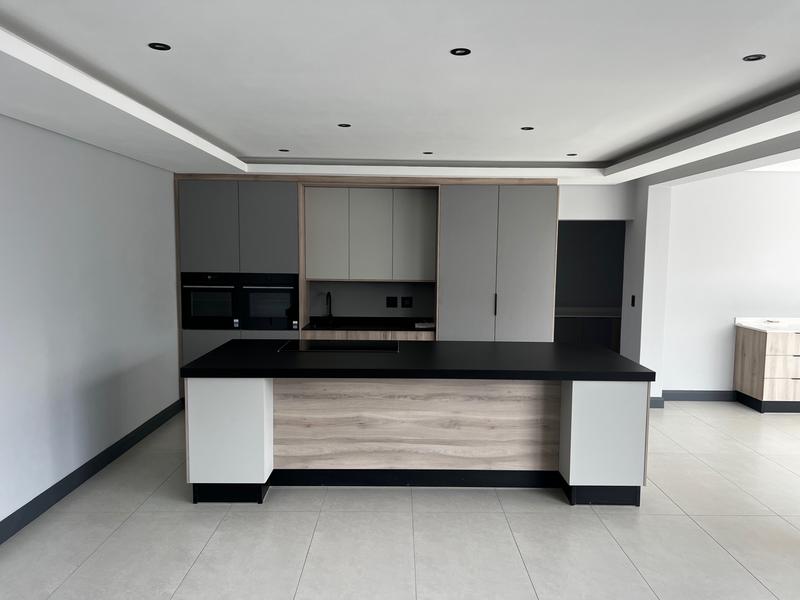 5 Bedroom Property for Sale in Midstream Heights Gauteng