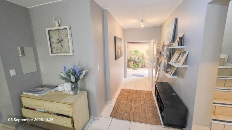 4 Bedroom Property for Sale in Douglasdale Gauteng