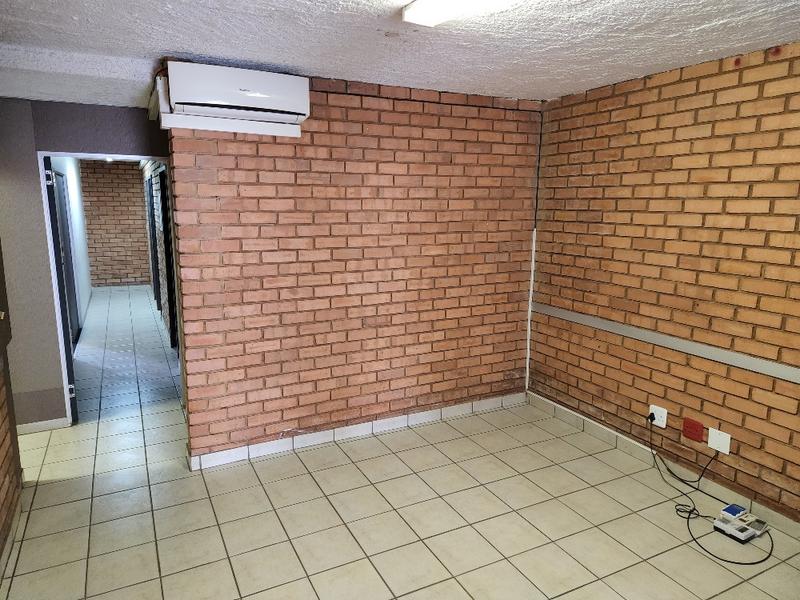Commercial Property for Sale in Hennopspark Gauteng