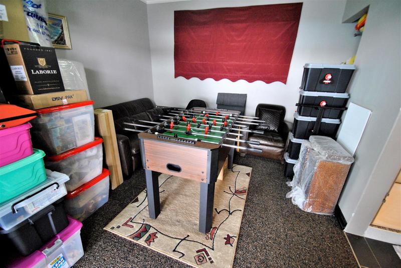 4 Bedroom Property for Sale in Glenvista Gauteng