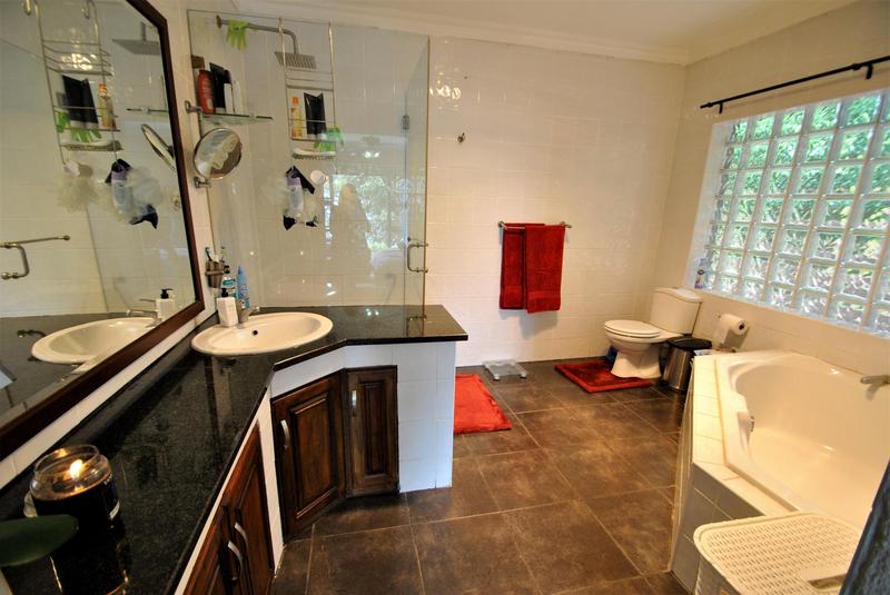 4 Bedroom Property for Sale in Glenvista Gauteng