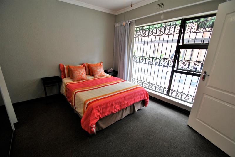 4 Bedroom Property for Sale in Glenvista Gauteng