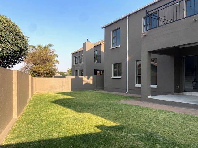 To Let 3 Bedroom Property for Rent in Amorosa Gauteng