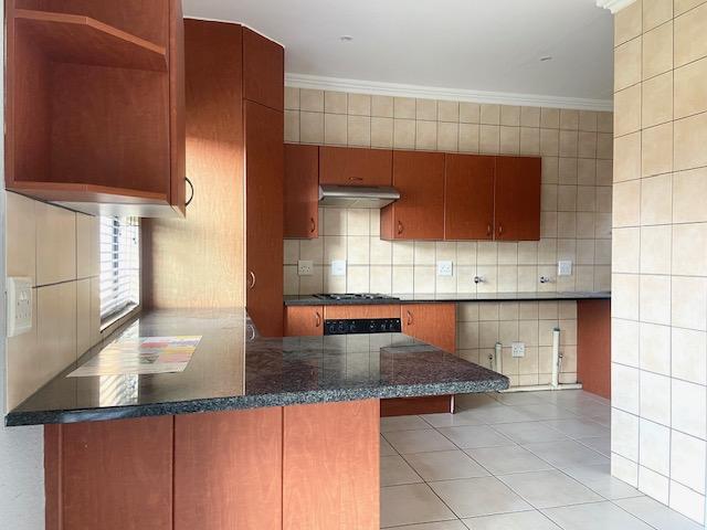 To Let 3 Bedroom Property for Rent in Amorosa Gauteng